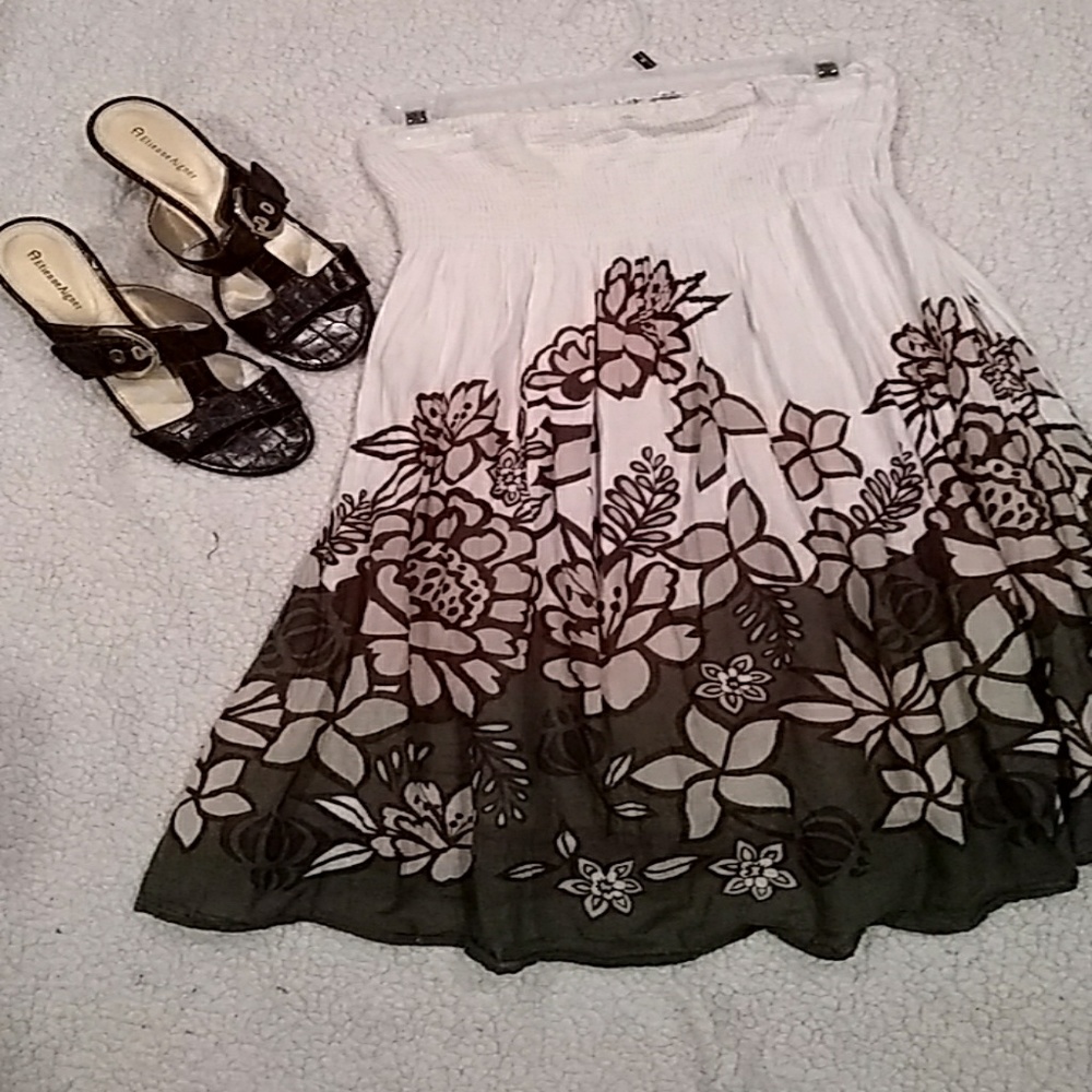 Derek Heart Strapless Dress Size Med